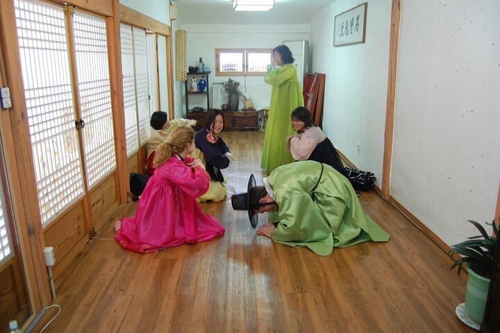 Seoul Kimchi Making, Hanbok & Tea Ceremony: Hands-On Cultural Class photo 6