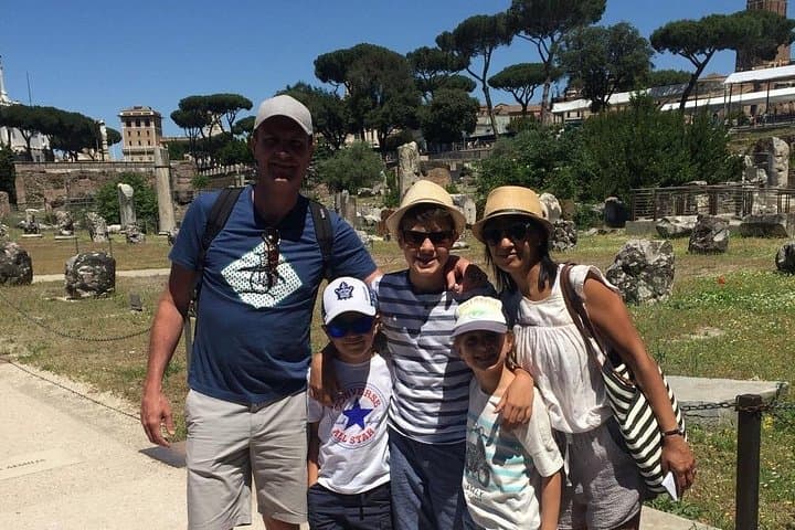 Colosseum & Ancient Rome Private Family Tour — Kids' Interactive History Adventure photo 4