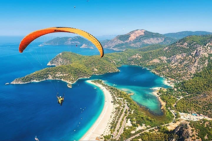 Tandem Paragliding Over Ölüdeniz: Babadağ Flights from Fethiye photo 4