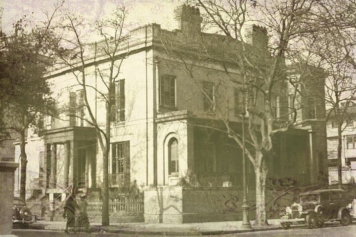 Savannah After Dark: 8pm Voices of the Dead Ghost Tour photo 3