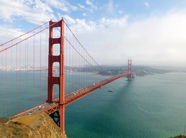 Golden Gate to Giant Redwoods: Muir Woods & Sausalito Day Tour