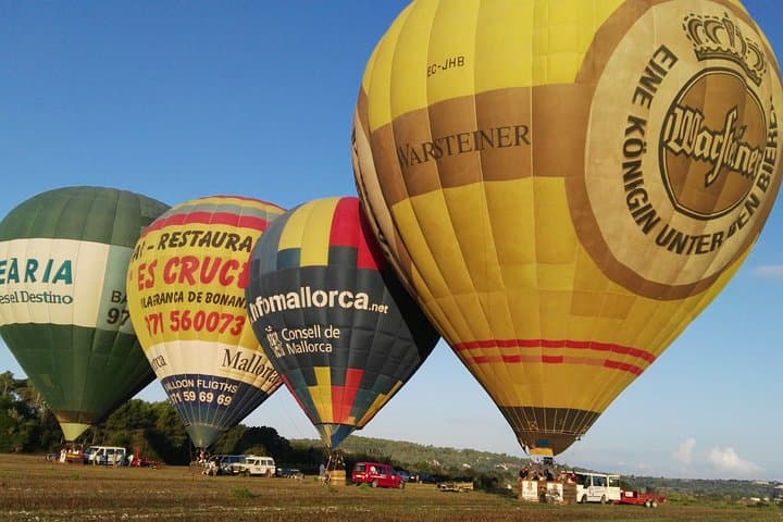 Private Ballooning Over Mallorca: Sunrise Flight for Four photo 6