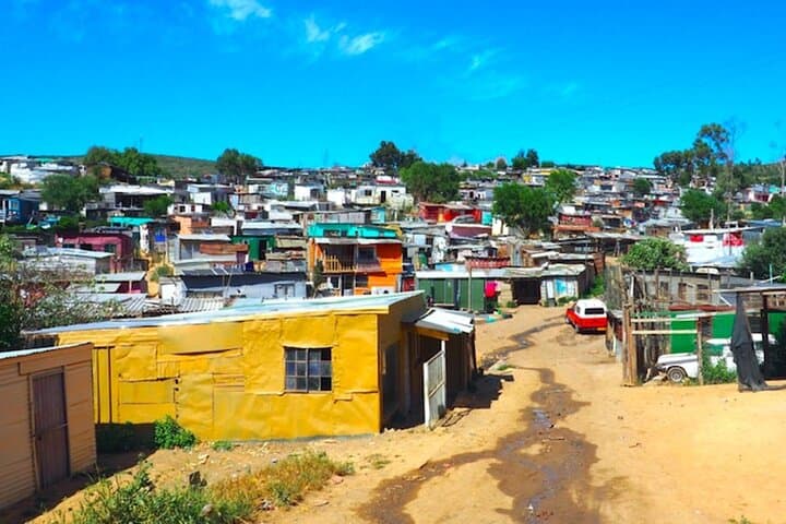 Langa to Robben Island: Full-Day Township and Prison Island Experience