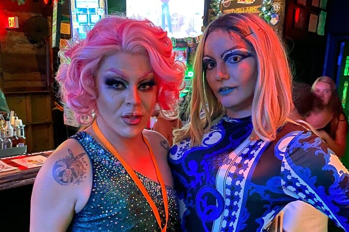 Savannah Yes, Queen! Drag Queen Pub Crawl — Downtown Drag Night in City Market photo 5