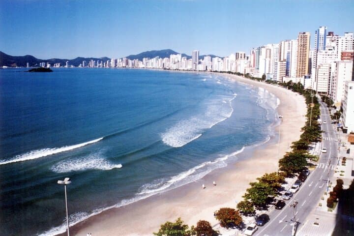 Private Tour of Itajaí and Balneário Camboriú: Unipraias Cable Car & Laranjeiras Beach Day Trip photo 4