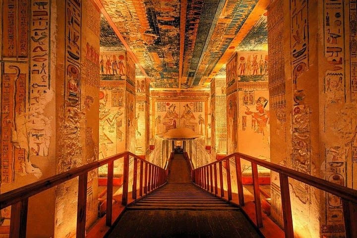 4-Day Aswan–Luxor Nile Cruise with Abu Simbel, Kom Ombo & Ancient Temples photo 3