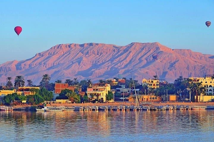 Sunrise Hot Air Balloon Over Luxor — 45-Minute Flight Above Ancient Thebes photo 4
