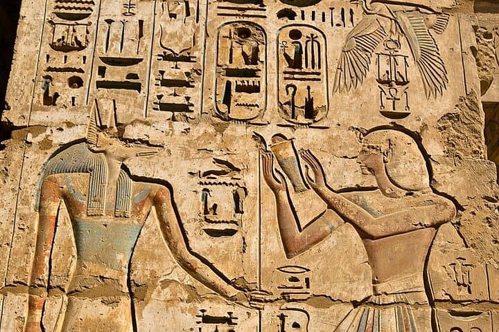 4-Day Private Nile Cruise from Aswan to Luxor with Abu Simbel & Hot Air Balloon photo 3