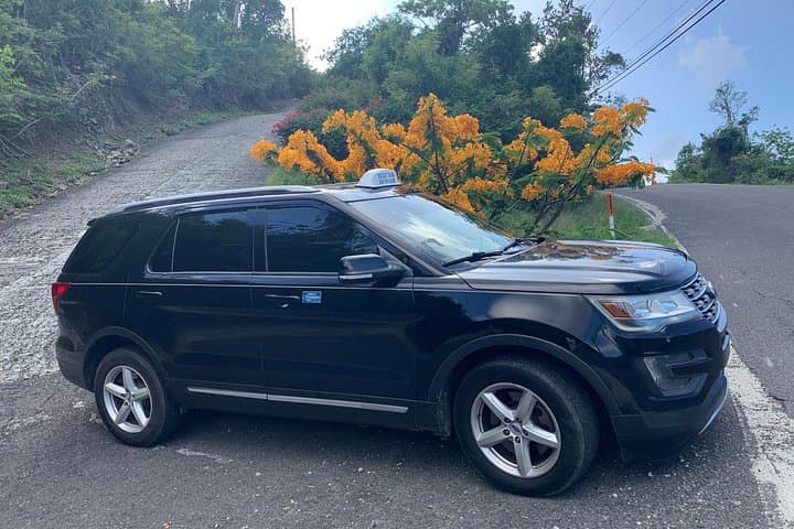 St Thomas Private Ground Transfers: Airport to Charlotte Amalie Hotels photo 2