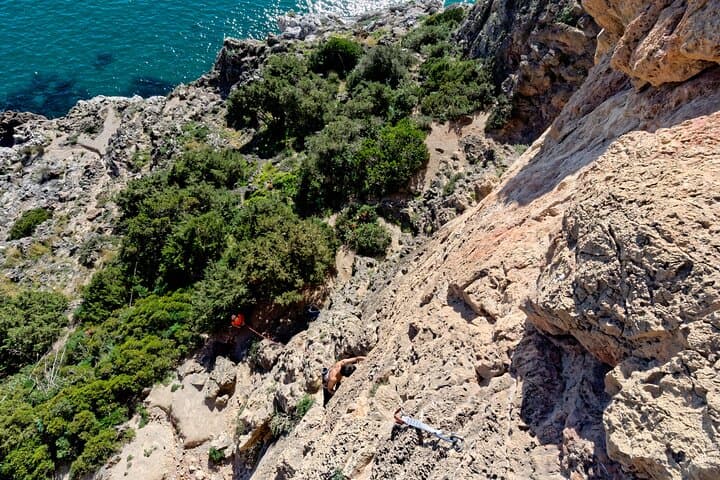 Private Sea-Cliff Climbing in Arrábida Natural Park (Setúbal) photo 4