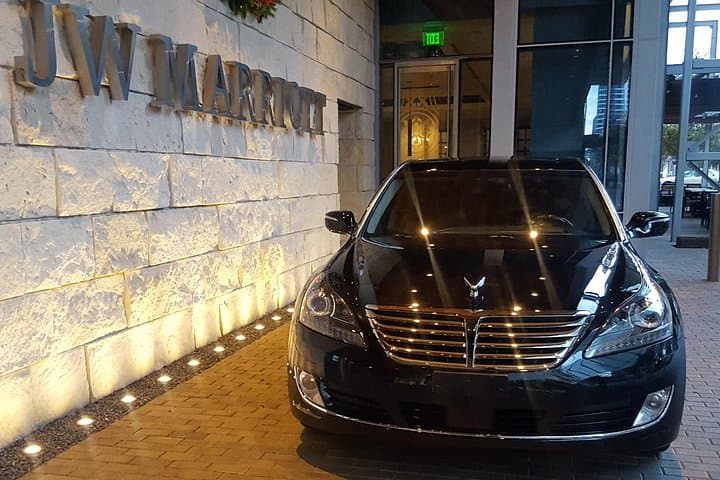 Austin Private Airport and Hotel Transfer — Door-to-Door Car Service Guide photo 2