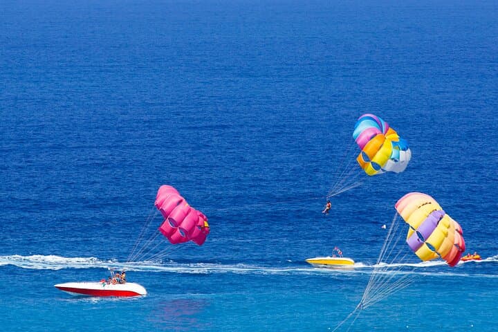 Parasailing Over Konyaaltı Beach — 10–15 Minute Adrenaline Flight in Antalya photo 4
