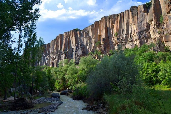 Ihlara Valley Hike & Underground City: Full-Day Cappadocia Tour from Goreme