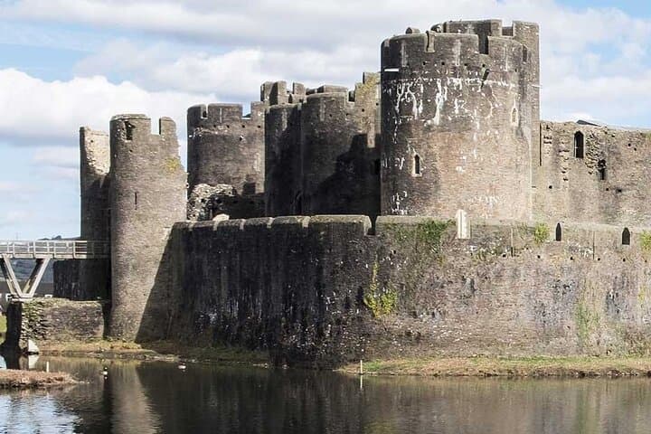 Essential Caerphilly: Self-Guided Audio Walk to Caerphilly Castle photo 2