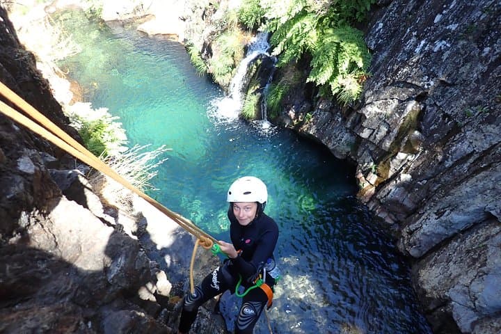 Canyoning Rio Frades: Arouca Geopark Waterfall Descent photo 6