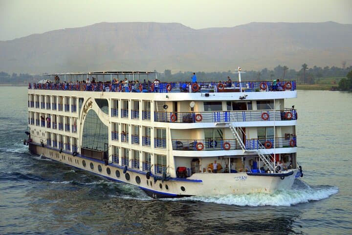 From Pyramids to White Desert: Egypt 10-Day Nile Cruise Adventure photo 2