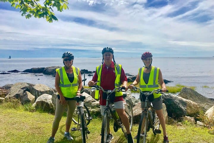 Self-Guided 3-Hour Bicycle Rental in Portsmouth — Historic Coastal Loop photo 3