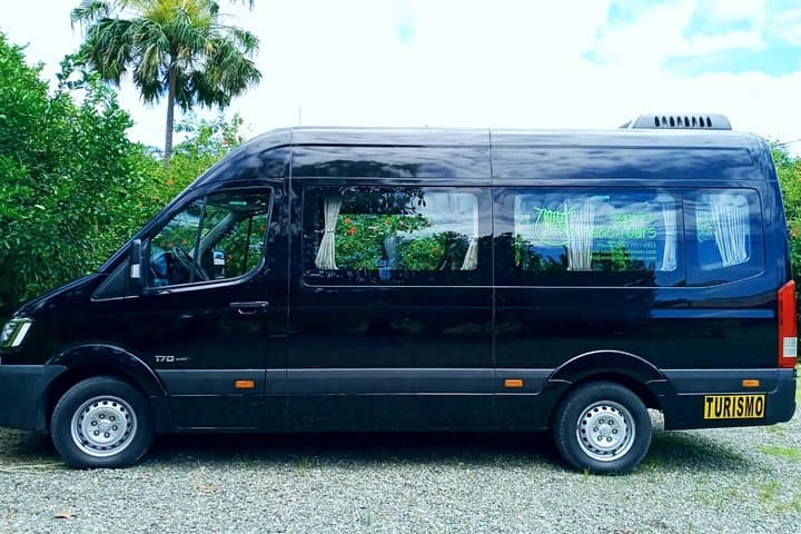 Coast to Clouds: Private Transfer from Manuel Antonio to Monteverde