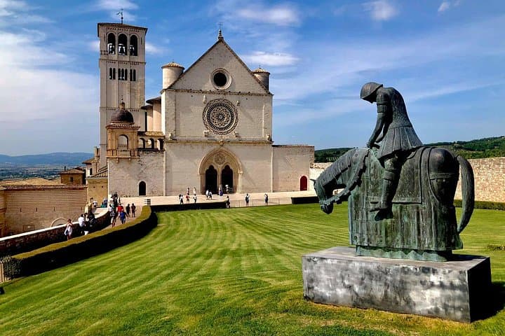 Rome to Assisi & Orvieto Day Trip — Private Cultural Tour from Rome