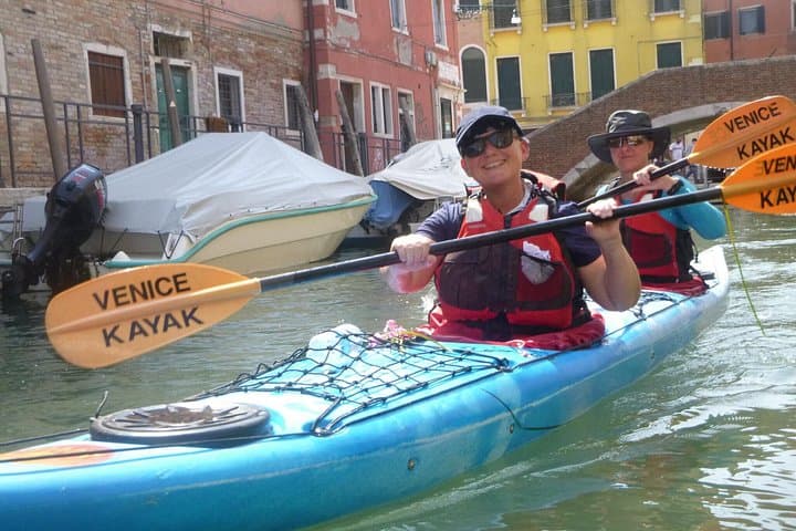 Venice Canal Kayak: 2-Hour Premium Day Tour Through Hidden Cannaregio photo 6