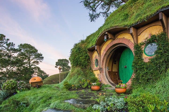 Private Hobbiton Movie Set Tour from Auckland — Full-Day Middle-Earth Experience photo 3