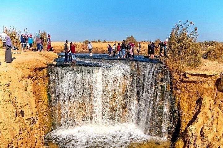 Day Trip to Fayoum: Wadi El-Rayan, White Desert & Lake Qarun photo 2
