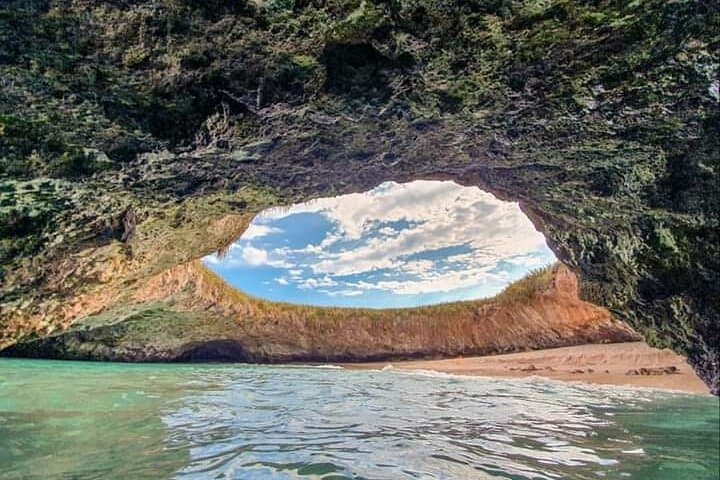 Hidden Beach Marietas Islands: Snorkel, Beaches & Sea Caves from Puerto Vallarta photo 3