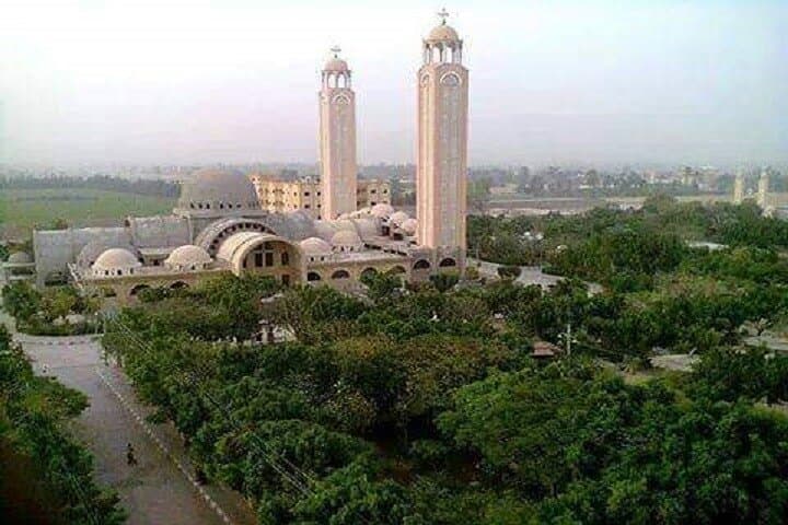 Full-Day Coptic Monasteries Tour to Sohag from Cairo: History, Sites & Practical Tips