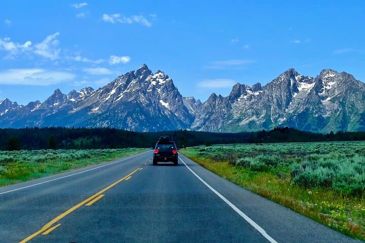 Grand Teton National Park Tour from Jackson Hole: Jenny Lake, Mormon Row & Snake River photo 5