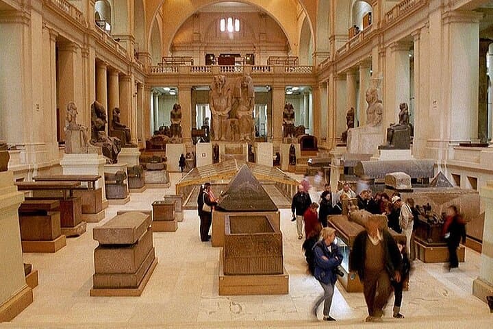 Private Cairo Day Tour from Sharm el Sheikh — Pyramids, Egyptian Museum & Khan el-Khalili photo 6