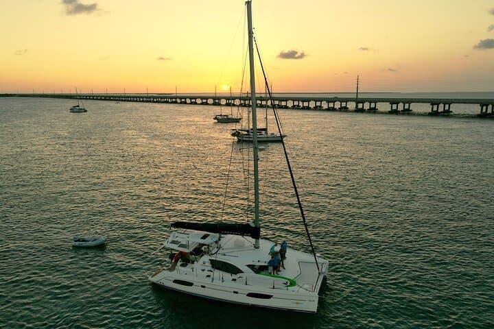 5-Day Catamaran Adventure in the Exumas: Staniel Cay Sailing & Snorkeling photo 2
