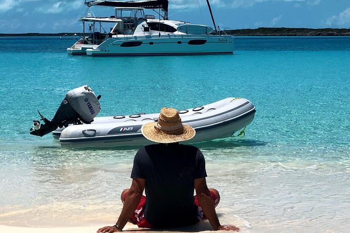 5-Day Catamaran Adventure in the Exumas: Staniel Cay Sailing & Snorkeling photo 4