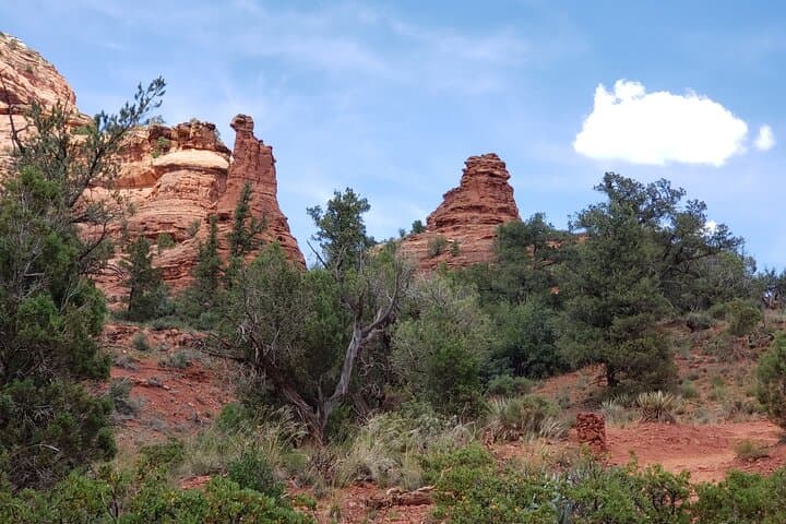 Sedona Vortex Tour: Private 4-Hour Spirit Journey to Bell Rock & Cathedral Rock photo 2