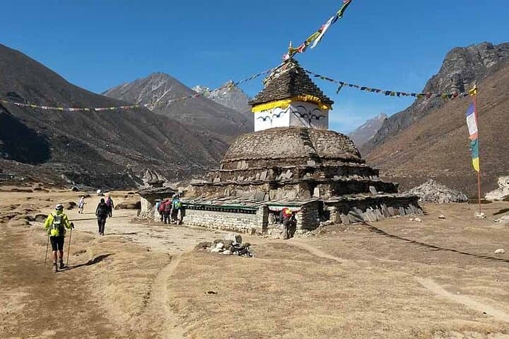 Everest Base Camp Trek: 14-Day Lukla to Kala Patthar Trekking Guide