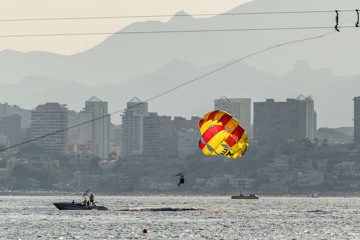 Parasailing Over Benidorm: 10-Minute Scenic Flight Above the Costa Blanca photo 6