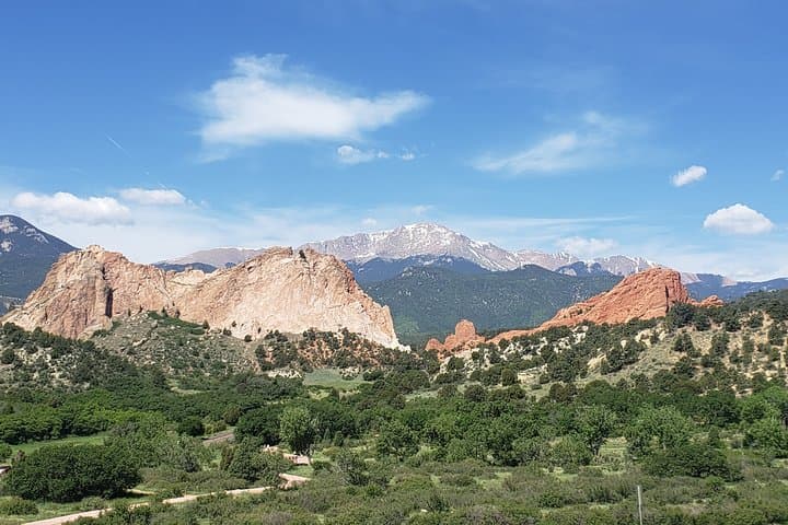 Pikes Peak Regional Wonders — Full-Day Summit, Manitou Springs & Garden of the Gods Tour from Denver