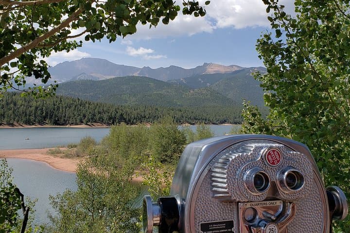 Pikes Peak Regional Wonders — Full-Day Summit, Manitou Springs & Garden of the Gods Tour from Denver photo 4