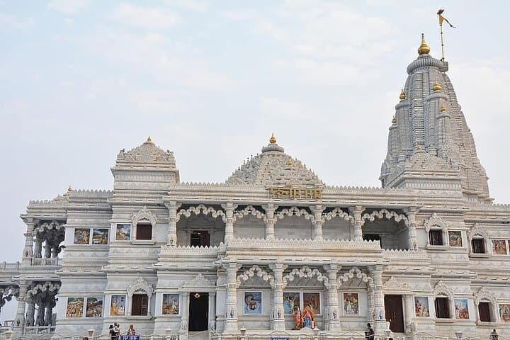 Delhi to Vrindavan, Mathura & Agra: Full-Day Taj Mahal and Krishna Pilgrimage Tour photo 6