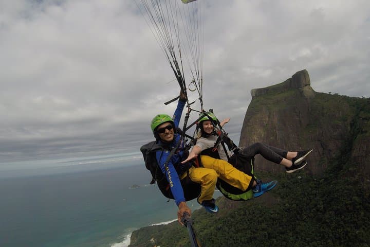 Tandem Paragliding Over Rio: Pedra Bonita Flights from São Conrado photo 4