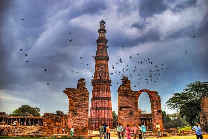 Private Old and New Delhi Full-Day Tour — Customizable City Highlights photo 2