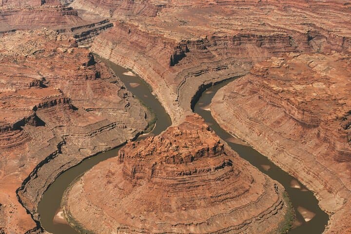 Canyonlands and Arches Air Tour from Moab — Scenic Flight Over Delicate Arch and The Maze photo 6