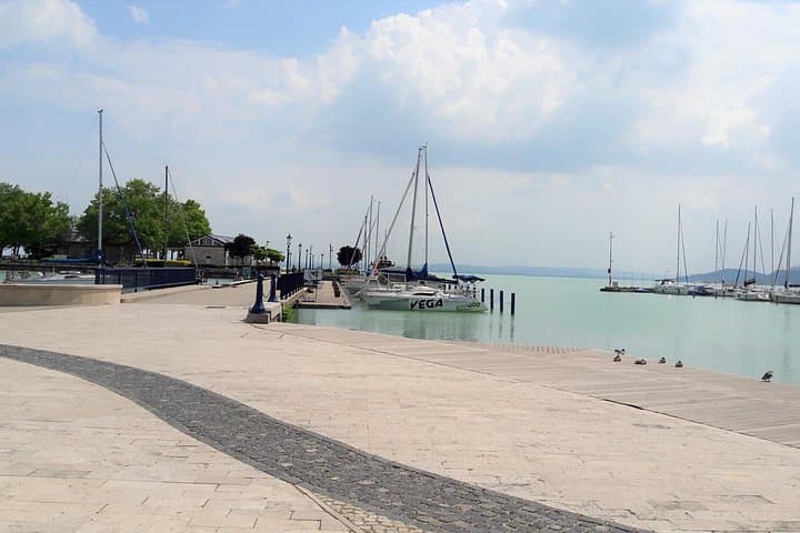 Lake Balaton Day Trip from Budapest: Cruise, Balatonfüred & Tihany Abbey photo 4