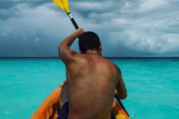 Explore Bacalar Lagoon by Kayak: Full-Day Rentals and Route Tips