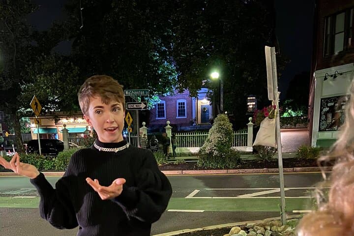 Triple Threat Salem Tours: Witch Q&A, 1692 Walking History & After-Dark Ghost Walk photo 3