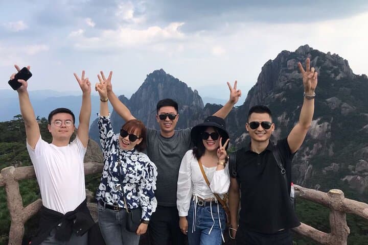 One-Day Changsha Private Tour: Yuelu Mountain, Aiwan Pavilion & Orange Island Highlights photo 6