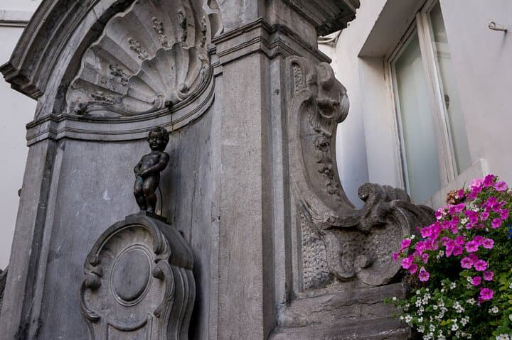 Brussels Highlights: Self-Guided Scavenger Hunt & Walking Tour photo 6