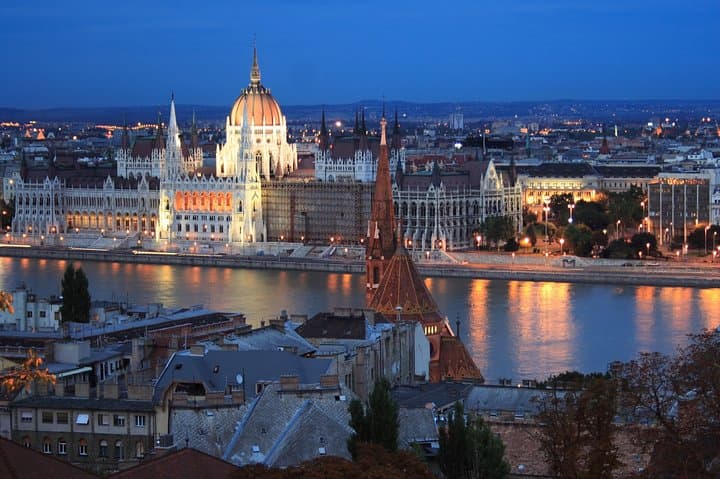 Budapest Self-Guided Scavenger Hunt: Interactive Walking Tour of City Highlights photo 4