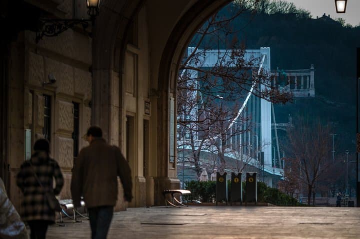 Budapest Self-Guided Scavenger Hunt: Interactive Walking Tour of City Highlights photo 6