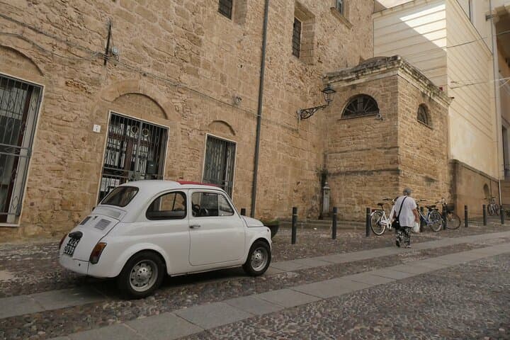 Alghero Old Town Walking Tour with Bilingual Local Guide photo 3
