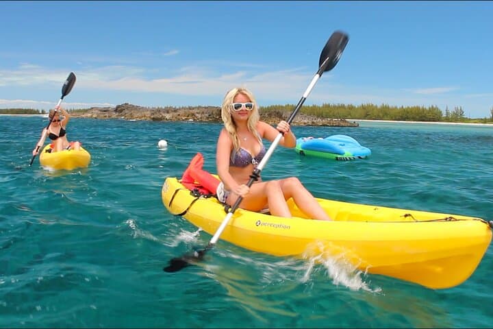 Paradise Cove Day Pass: Snorkel Deadman’s Reef & Beach Access from Freeport